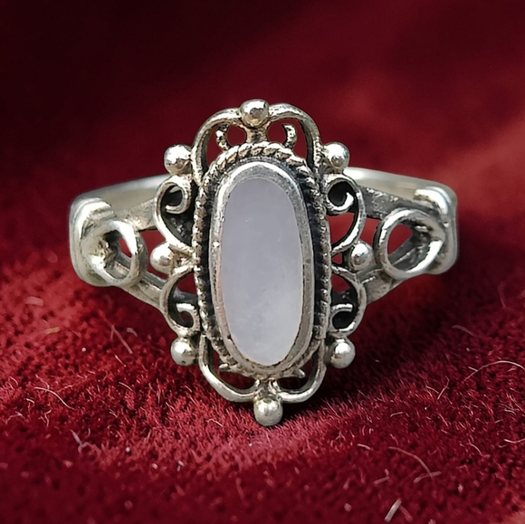 Vintage Jewelry - Vintage Sterling Victorian Style Mother Of Pearl Ring